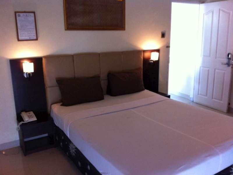 Hotel Gemilang Bandung Buitenkant foto